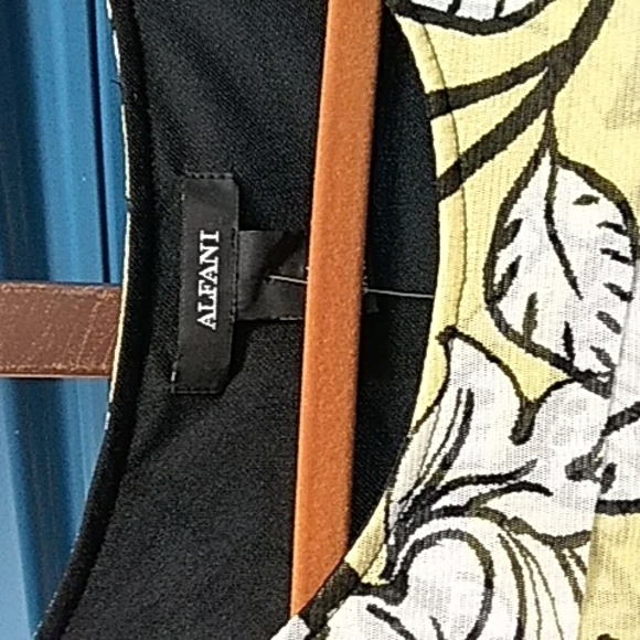 Alfani Eyelash Yellow n Black long sleeve Top - Picture 2 of 4